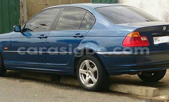 Acheter Occasion Voiture BMW 3–Series Bleu à Adawlato, Togo