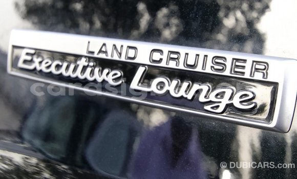 Buy Import Toyota Land Cruiser Black Car in Import - Dubai in Togo Buy Import Toyota Land Cruiser Black Car in Import - Dubai in Togo