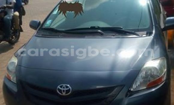 Acheter Occasion Voiture Toyota Yaris Noir à Adawlato, Togo Acheter Occasion Voiture Toyota Yaris Noir à Adawlato, Togo