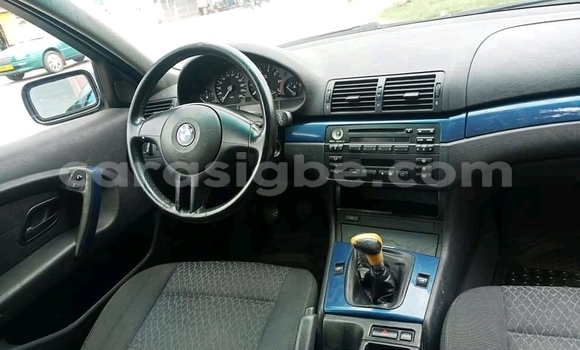 Acheter Occasion Voiture BMW 321 Bleu à Lomé, Togo Acheter Occasion Voiture BMW 321 Bleu à Lomé, Togo