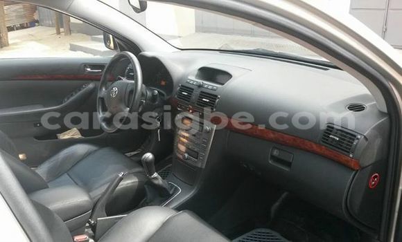 Acheter Occasion Voiture Toyota Avensis Gris à Adawlato au Togo Acheter Occasion Voiture Toyota Avensis Gris à Adawlato au Togo