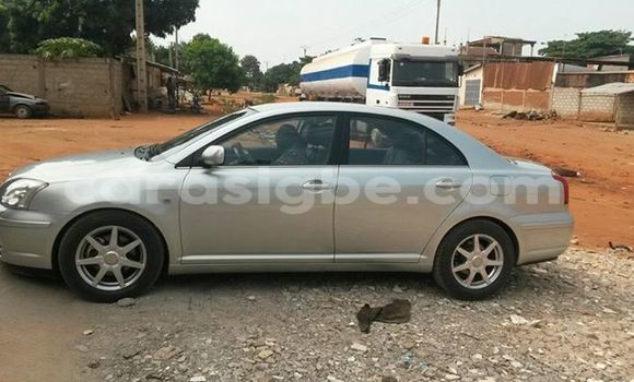 Acheter Occasion Voiture Toyota Avensis Gris à Adawlato, Togo Acheter Occasion Voiture Toyota Avensis Gris à Adawlato, Togo