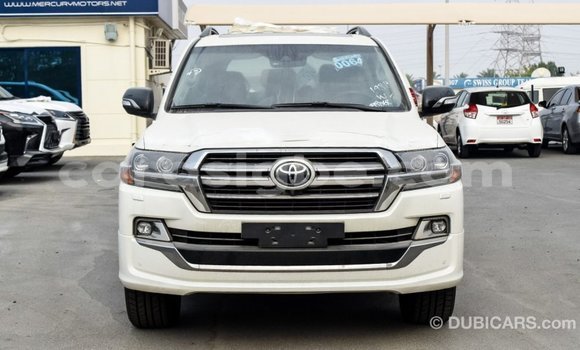 Buy Import Toyota Land Cruiser White Car in Import - Dubai in Togo Buy Import Toyota Land Cruiser White Car in Import - Dubai in Togo
