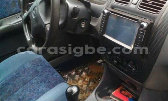 Acheter Occasion Voiture Mazda 323 Bleu à Adawlato, Togo Acheter Occasion Voiture Mazda 323 Bleu à Adawlato, Togo