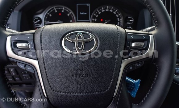 Buy Import Toyota Land Cruiser White Car in Import - Dubai in Togo Buy Import Toyota Land Cruiser White Car in Import - Dubai in Togo