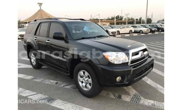 Acheter Import Voiture Toyota 4Runner Noir à Import - Dubai, Togo Acheter Import Voiture Toyota 4Runner Noir à Import - Dubai, Togo