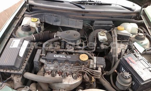 Buy Used Opel Astra Green Car in Adawlato in Togo Buy Used Opel Astra Green Car in Adawlato in Togo