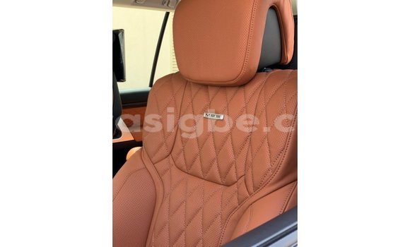 Acheter Import Voiture Toyota Land Cruiser Noir à Import - Dubai, Togo Acheter Import Voiture Toyota Land Cruiser Noir à Import - Dubai, Togo