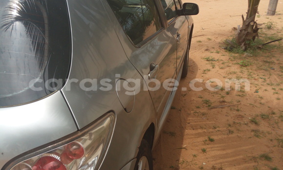 Acheter Occasion Voiture Peugeot 307 Gris à Bé, Togo Acheter Occasion Voiture Peugeot 307 Gris à Bé, Togo