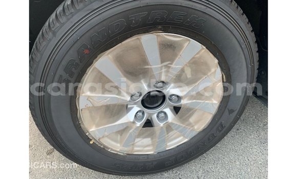 Acheter Import Voiture Toyota Land Cruiser Noir à Import - Dubai, Togo Acheter Import Voiture Toyota Land Cruiser Noir à Import - Dubai, Togo