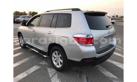 Acheter Import Voiture Toyota Highlander Autre à Import - Dubai, Togo Acheter Import Voiture Toyota Highlander Autre à Import - Dubai, Togo