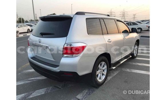 Acheter Import Voiture Toyota Highlander Autre à Import - Dubai, Togo Acheter Import Voiture Toyota Highlander Autre à Import - Dubai, Togo