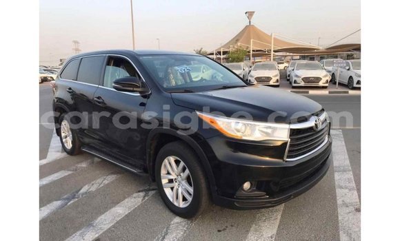 Acheter Import Voiture Toyota Highlander Noir à Import - Dubai, Togo Acheter Import Voiture Toyota Highlander Noir à Import - Dubai, Togo