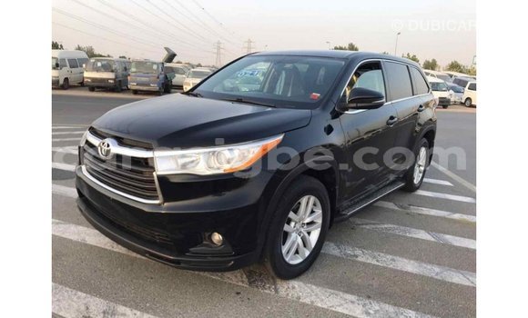 Acheter Import Voiture Toyota Highlander Noir à Import - Dubai, Togo Acheter Import Voiture Toyota Highlander Noir à Import - Dubai, Togo