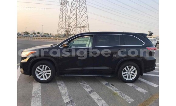 Acheter Import Voiture Toyota Highlander Noir à Import - Dubai, Togo Acheter Import Voiture Toyota Highlander Noir à Import - Dubai, Togo