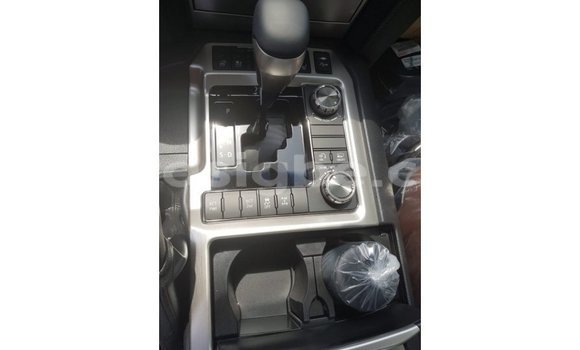 Acheter Import Voiture Toyota Land Cruiser Marron à Import - Dubai, Togo Acheter Import Voiture Toyota Land Cruiser Marron à Import - Dubai, Togo