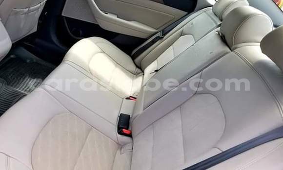 Acheter Occasion Voiture Hyundai Sonata Bleu à Lomé, Togo Acheter Occasion Voiture Hyundai Sonata Bleu à Lomé, Togo