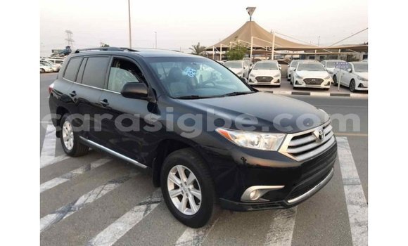 Acheter Import Voiture Toyota Highlander Noir à Import - Dubai, Togo Acheter Import Voiture Toyota Highlander Noir à Import - Dubai, Togo