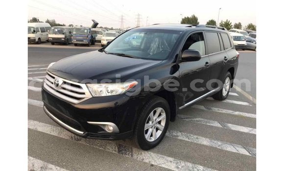 Acheter Import Voiture Toyota Highlander Noir à Import - Dubai, Togo Acheter Import Voiture Toyota Highlander Noir à Import - Dubai, Togo