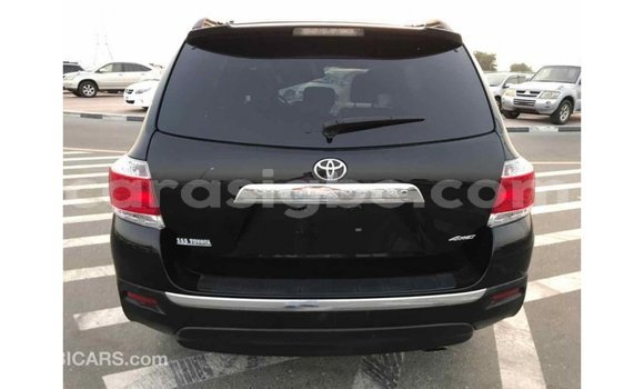Acheter Import Voiture Toyota Highlander Noir à Import - Dubai, Togo Acheter Import Voiture Toyota Highlander Noir à Import - Dubai, Togo