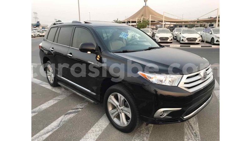 Big with watermark toyota highlander togo import dubai 4483