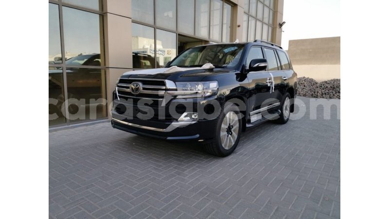 Big with watermark toyota land cruiser togo import dubai 4487