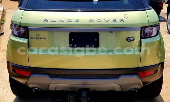 Acheter Occasion Voiture Land Rover Range Rover Evoque Vert à Lomé, Maritime Acheter Occasion Voiture Land Rover Range Rover Evoque Vert à Lomé, Maritime