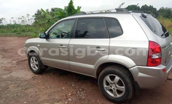 Buy Used Hyundai Tucson Silver Car in Lome in Togo Buy Used Hyundai Tucson Silver Car in Lome in Togo