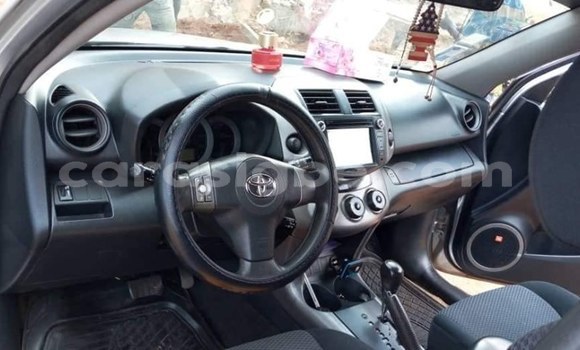 Acheter Occasion Voiture Toyota RAV4 Gris à Lomé, Togo Acheter Occasion Voiture Toyota RAV4 Gris à Lomé, Togo
