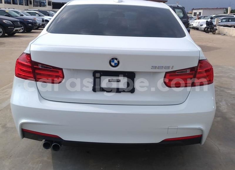 Big with watermark bmw 3%e2%80%93series togo lom%c3%a9 4541