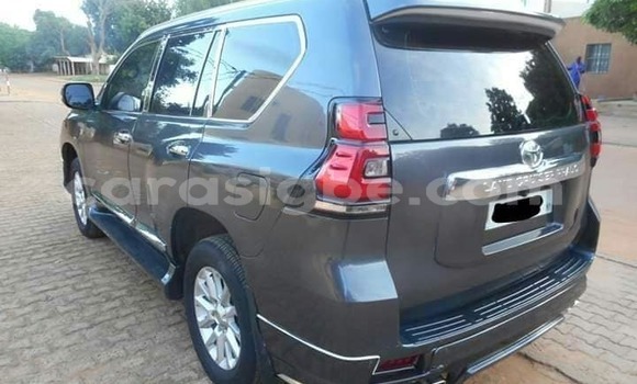 Acheter Occasion Voiture Toyota Land Cruiser Prado Bleu à Lomé, Togo Acheter Occasion Voiture Toyota Land Cruiser Prado Bleu à Lomé, Togo