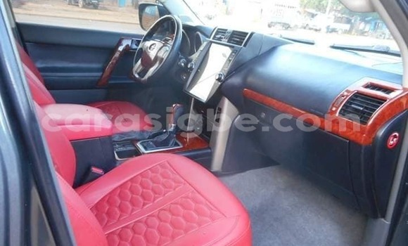 Acheter Occasion Voiture Toyota Land Cruiser Prado Bleu à Lomé, Togo Acheter Occasion Voiture Toyota Land Cruiser Prado Bleu à Lomé, Togo