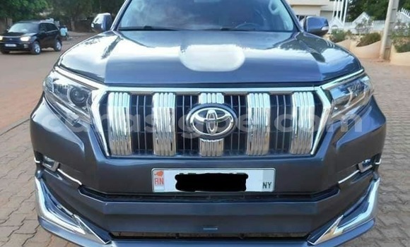 Acheter Occasion Voiture Toyota Land Cruiser Prado Bleu à Lomé, Togo Acheter Occasion Voiture Toyota Land Cruiser Prado Bleu à Lomé, Togo