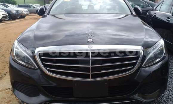 Acheter Occasion Voiture Mercedes‒Benz C–Class Noir à Lomé, Togo Acheter Occasion Voiture Mercedes‒Benz C–Class Noir à Lomé, Togo