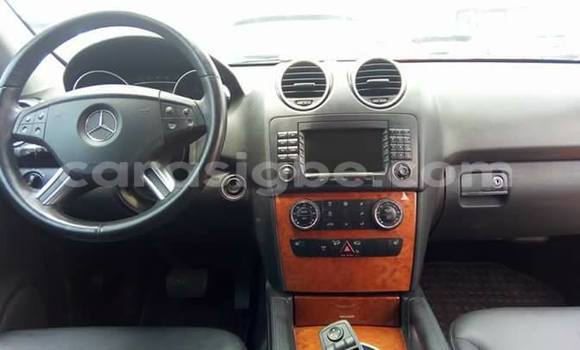 Buy Used Mercedes‒Benz ML–Class Black Car in Adawlato in Togo Buy Used Mercedes‒Benz ML–Class Black Car in Adawlato in Togo