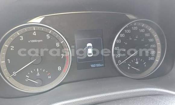 Acheter Occasion Voiture Hyundai Elantra Rouge à Lomé, Togo Acheter Occasion Voiture Hyundai Elantra Rouge à Lomé, Togo