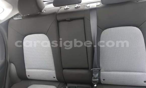 Acheter Occasion Voiture Hyundai Kona Blanc à Lomé, Togo Acheter Occasion Voiture Hyundai Kona Blanc à Lomé, Togo