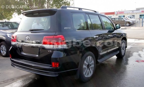 Buy Import Toyota Land Cruiser Black Car in Import - Dubai in Togo Buy Import Toyota Land Cruiser Black Car in Import - Dubai in Togo