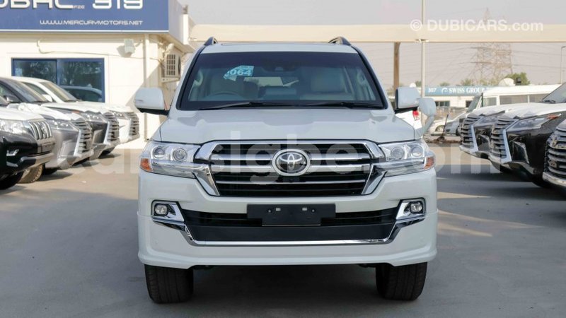 Big with watermark toyota land cruiser togo import dubai 4568