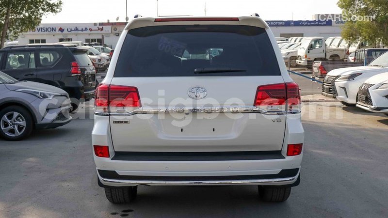 Big with watermark toyota land cruiser togo import dubai 4568