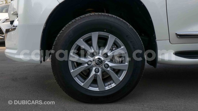 Big with watermark toyota land cruiser togo import dubai 4568