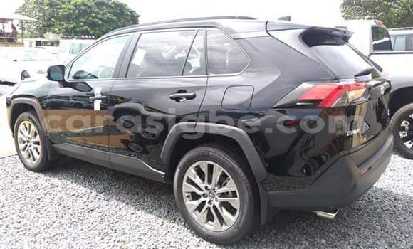 Acheter Occasion Voiture Toyota RAV4 Noir à Lomé, Togo Acheter Occasion Voiture Toyota RAV4 Noir à Lomé, Togo