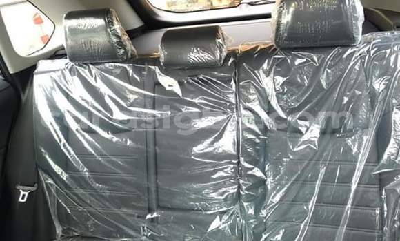 Acheter Occasion Voiture Toyota RAV4 Blanc à Lomé, Maritime Acheter Occasion Voiture Toyota RAV4 Blanc à Lomé, Maritime