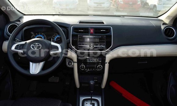 Acheter Import Voiture Toyota Rush Rouge à Import - Dubai, Togo Acheter Import Voiture Toyota Rush Rouge à Import - Dubai, Togo