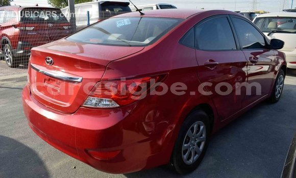 Acheter Import Voiture Hyundai Accent Rouge à Import - Dubai, Togo Acheter Import Voiture Hyundai Accent Rouge à Import - Dubai, Togo