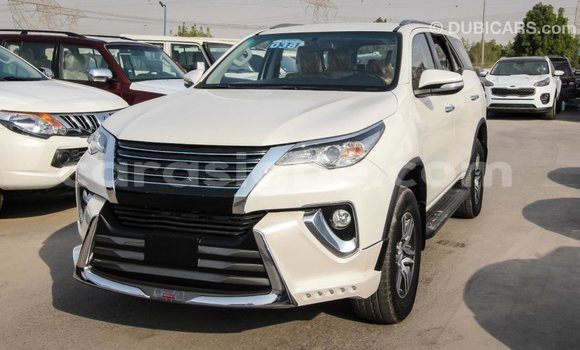 Buy Import Toyota Fortuner White Car in Import - Dubai in Togo Buy Import Toyota Fortuner White Car in Import - Dubai in Togo