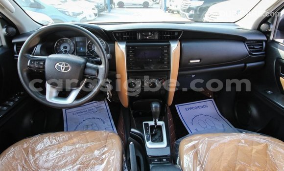 Buy Import Toyota Fortuner White Car in Import - Dubai in Togo Buy Import Toyota Fortuner White Car in Import - Dubai in Togo