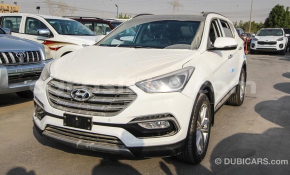 Acheter Import Voiture Hyundai Santa Fe Blanc à Import - Dubai, Togo Acheter Import Voiture Hyundai Santa Fe Blanc à Import - Dubai, Togo