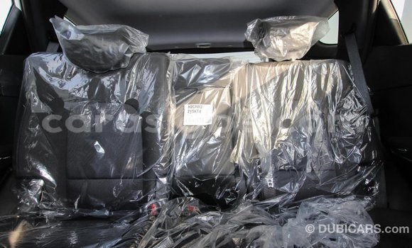 Acheter Import Voiture Hyundai Santa Fe Blanc à Import - Dubai, Togo Acheter Import Voiture Hyundai Santa Fe Blanc à Import - Dubai, Togo