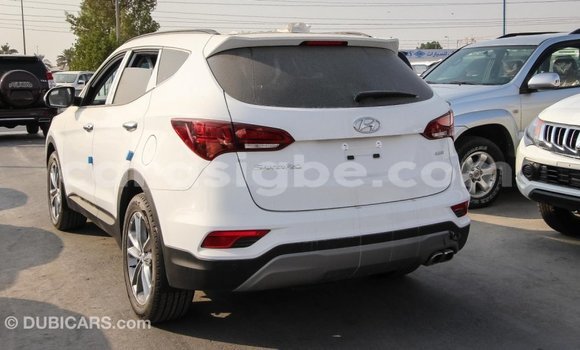 Acheter Import Voiture Hyundai Santa Fe Blanc à Import - Dubai, Togo Acheter Import Voiture Hyundai Santa Fe Blanc à Import - Dubai, Togo